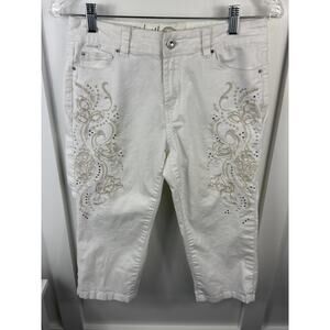 Cute Womens Capri Jeans Size 4